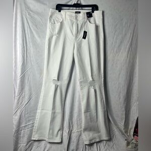 Express Size 14 White Distressed Women's Jeans